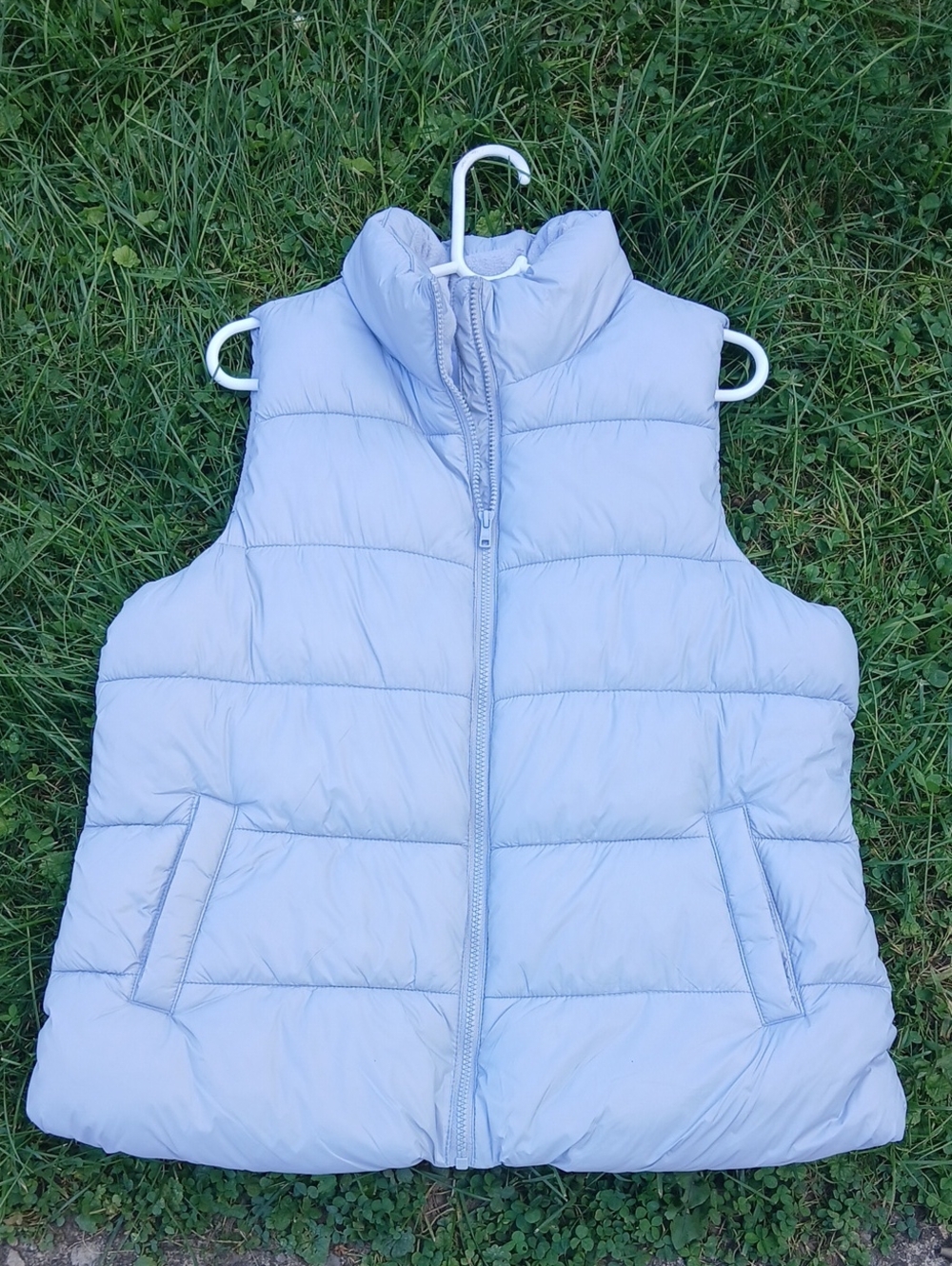 Old Navy Light Gray Quilted Vest Size 1X